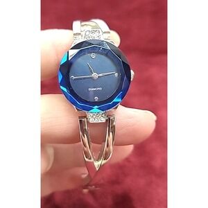 Beautiful Blue Faceted Crystal Bezel Diamond Watch Silver‎ Tone Band New Battery
